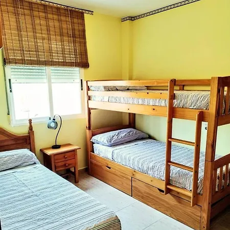 Apartament Acogedor Con Piscina, Solarium, Jardin